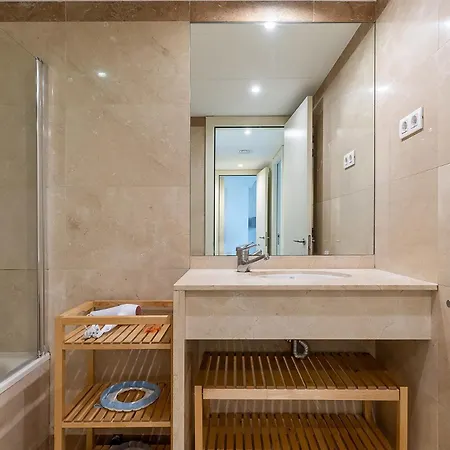 4168 - Ab Josep Pla- Diagonal Mar برشلونة